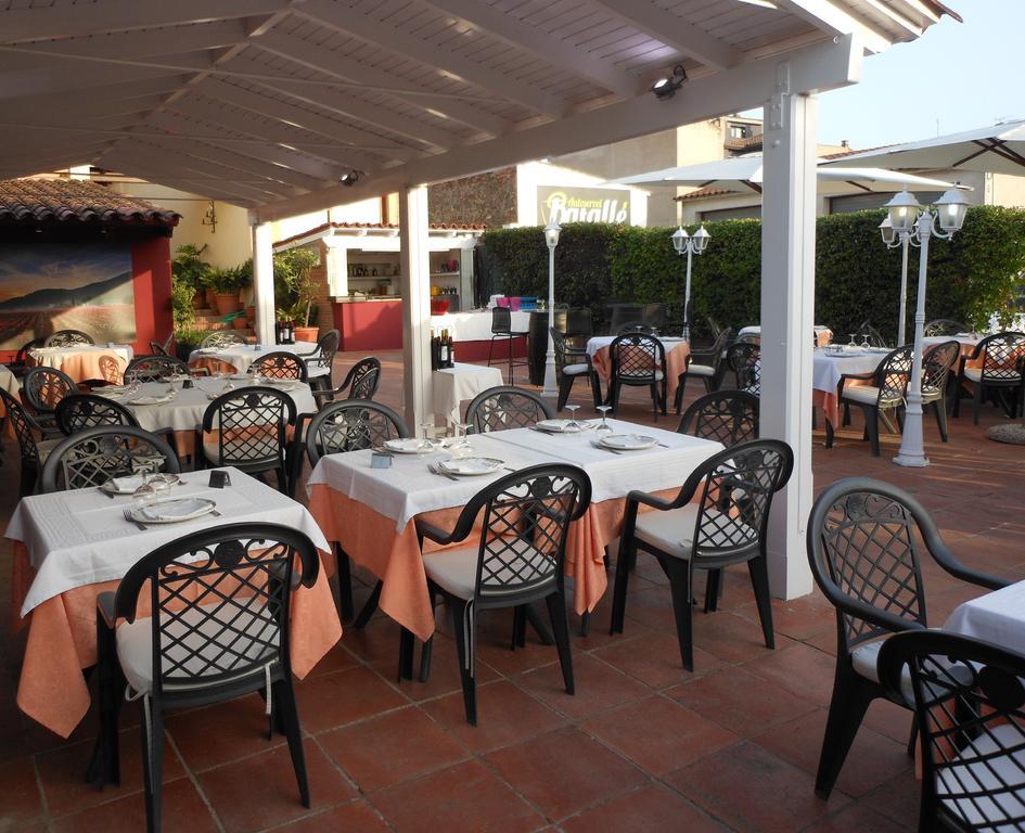Hostal Can Pou Vidreres Extérieur photo